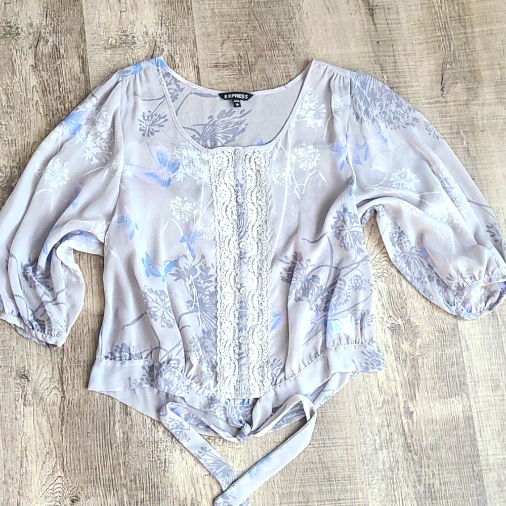 Express Floral Lace Top Size Medium